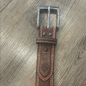 NWT Ariat Men’s Two-Tone Brown Leather Belt size 32